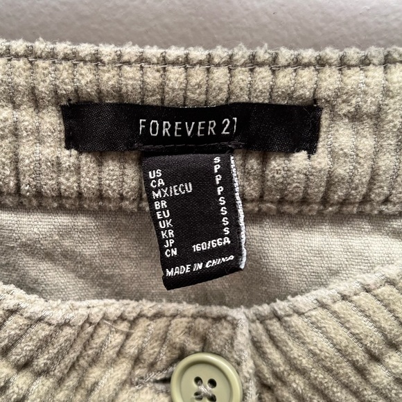 Forever 21 Small Green Button Down Skirt - Picture 2 of 3